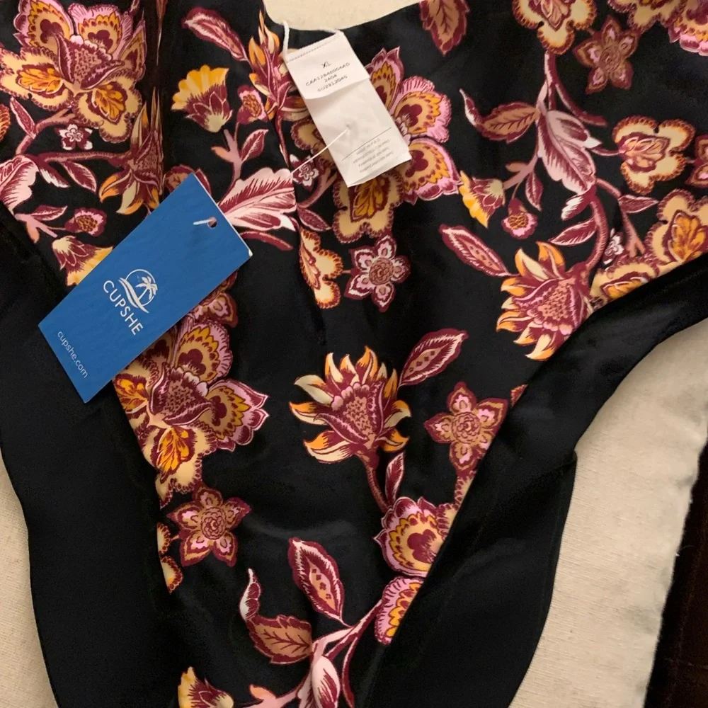 Cupshe Floral Swim Bottom - Black and Pink